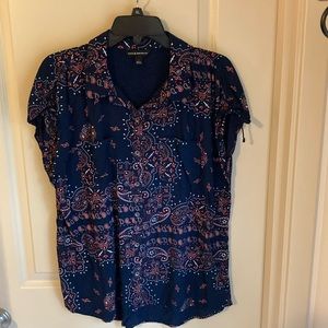 Short sleeve button up women’s XL Rock & Republic red, blue, & white shirt